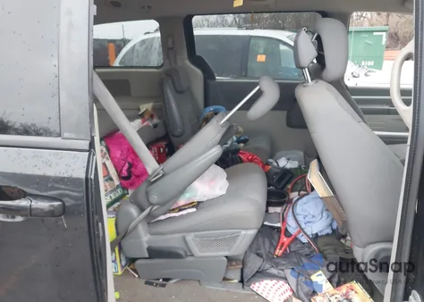 2010 Dodge Grand Caravan Hero from USA, damaged, VIN 2D4RN3D19AR489571